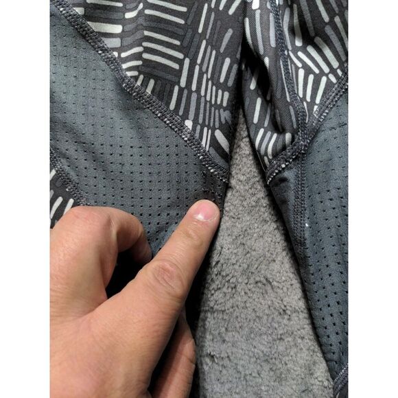Nike Pro Women's Capri Yoga Pants Size XS Gray - Picture 3 of 12
